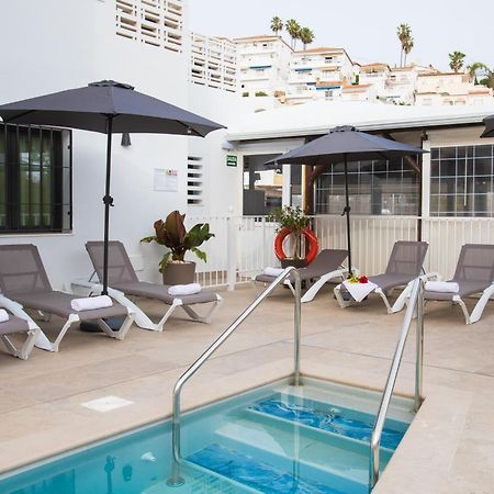 Boutique Rooms Playa Burriana ネルハ エクステリア 写真