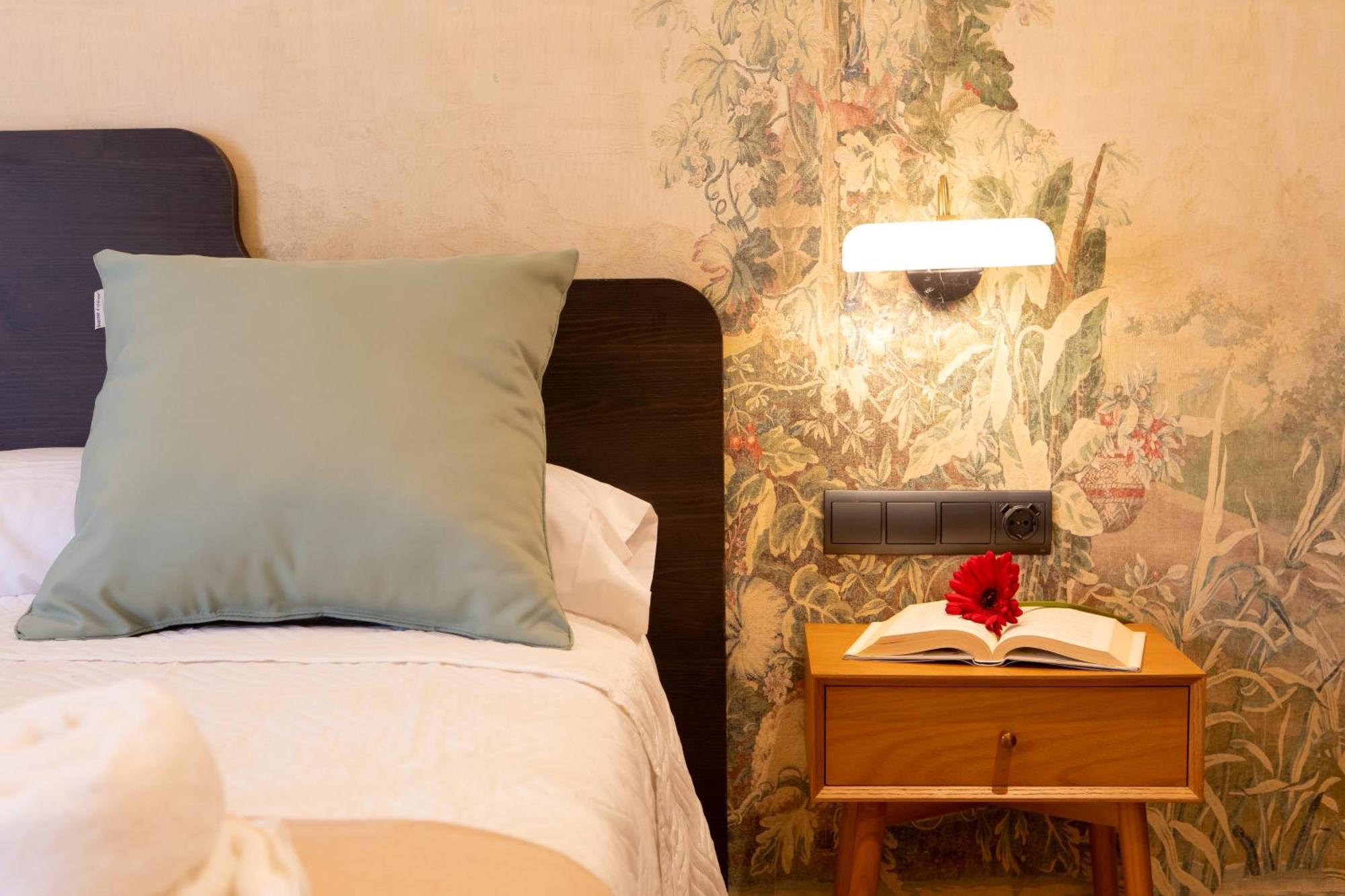 Boutique Rooms Playa Burriana ネルハ エクステリア 写真