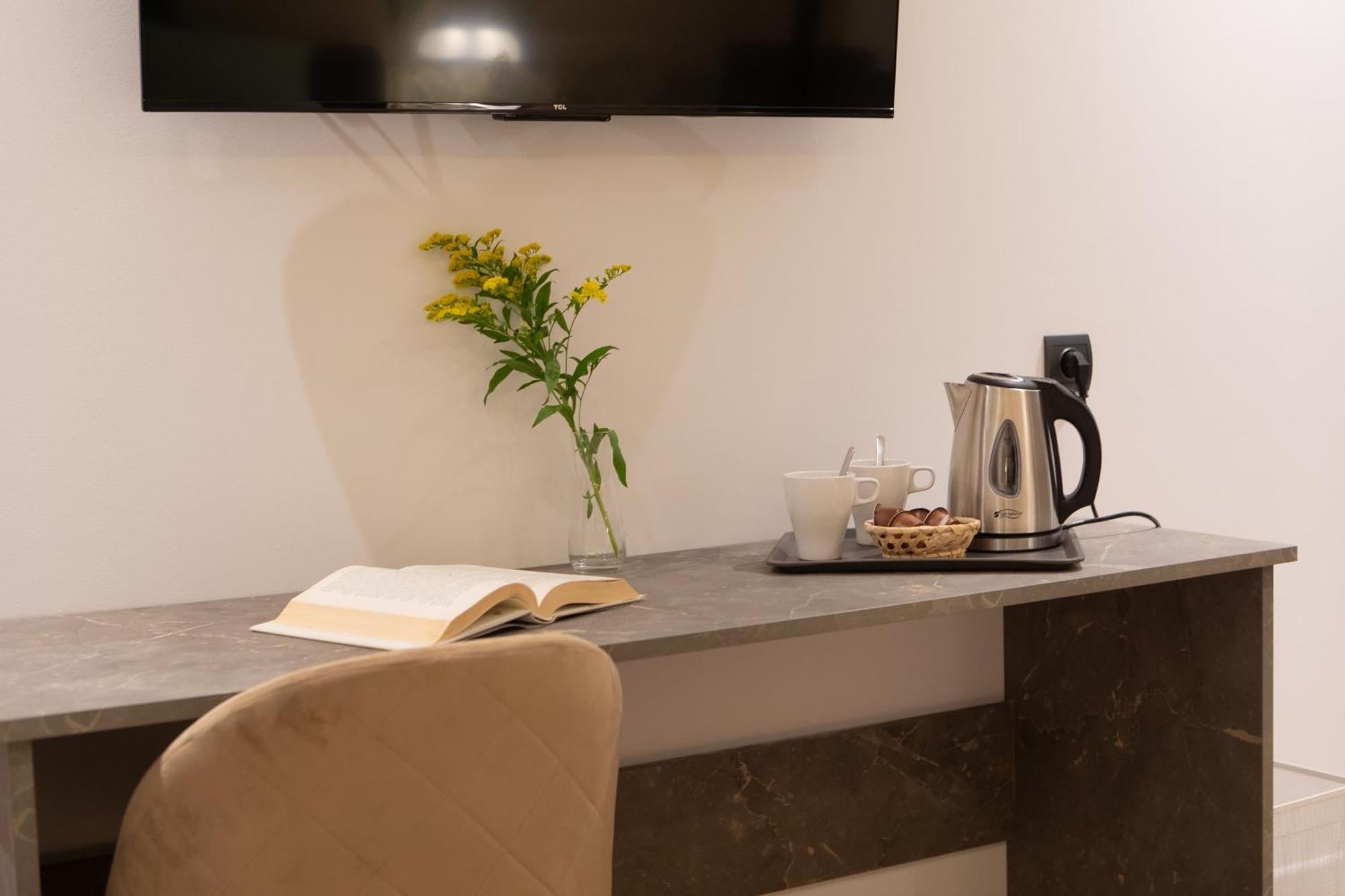 Boutique Rooms Playa Burriana ネルハ エクステリア 写真