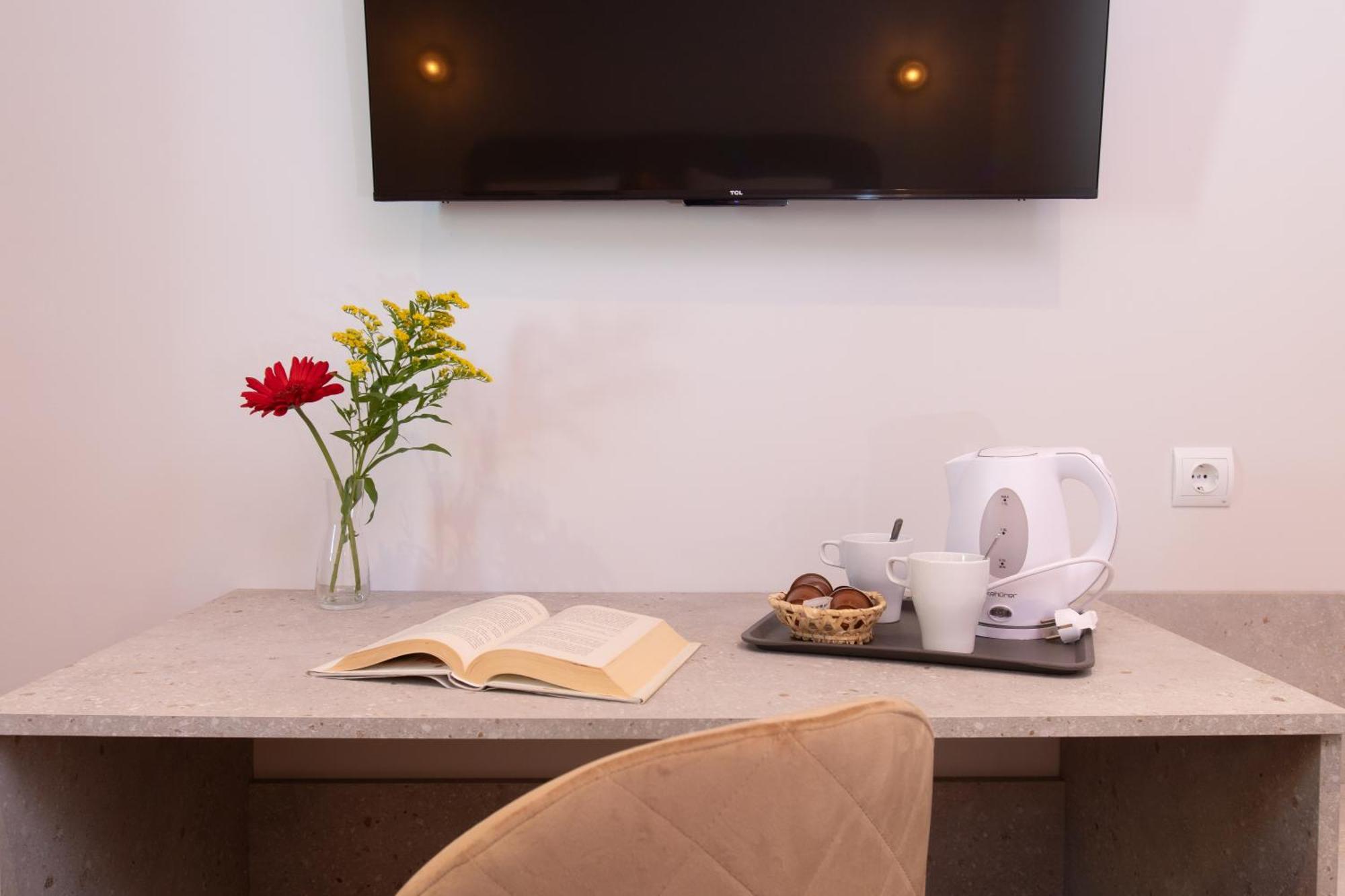 Boutique Rooms Playa Burriana ネルハ エクステリア 写真