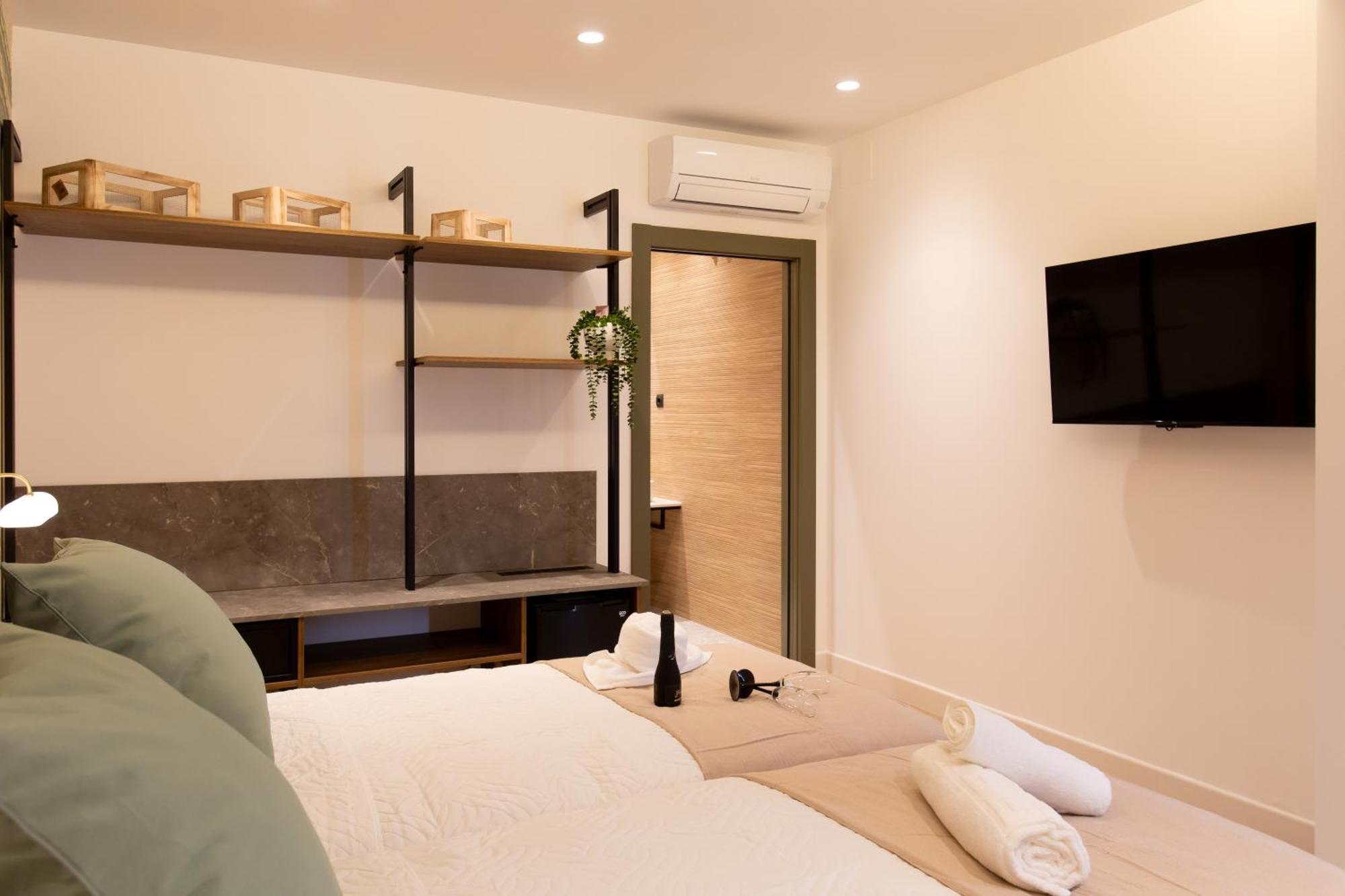Boutique Rooms Playa Burriana ネルハ エクステリア 写真
