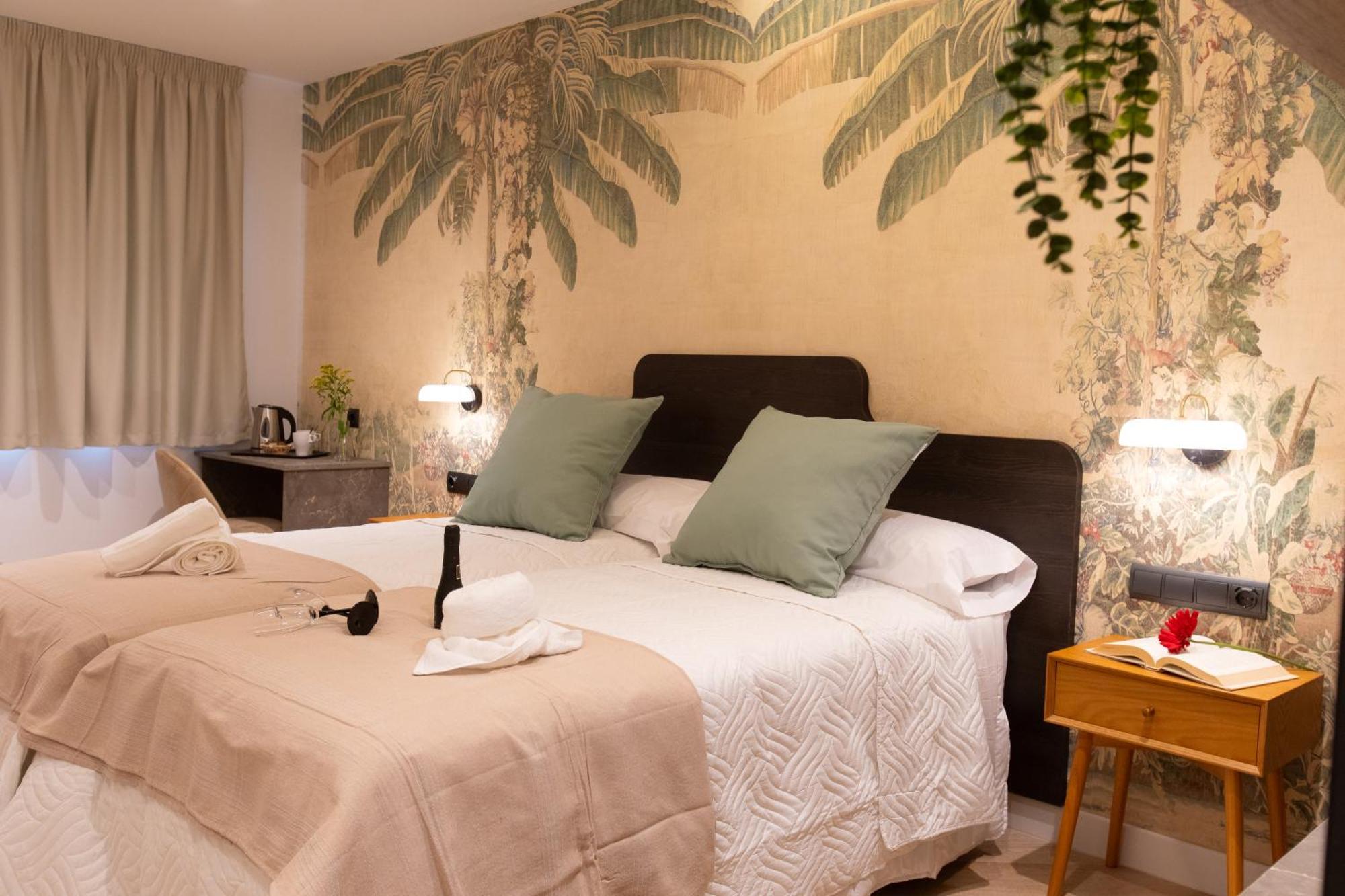 Boutique Rooms Playa Burriana ネルハ エクステリア 写真